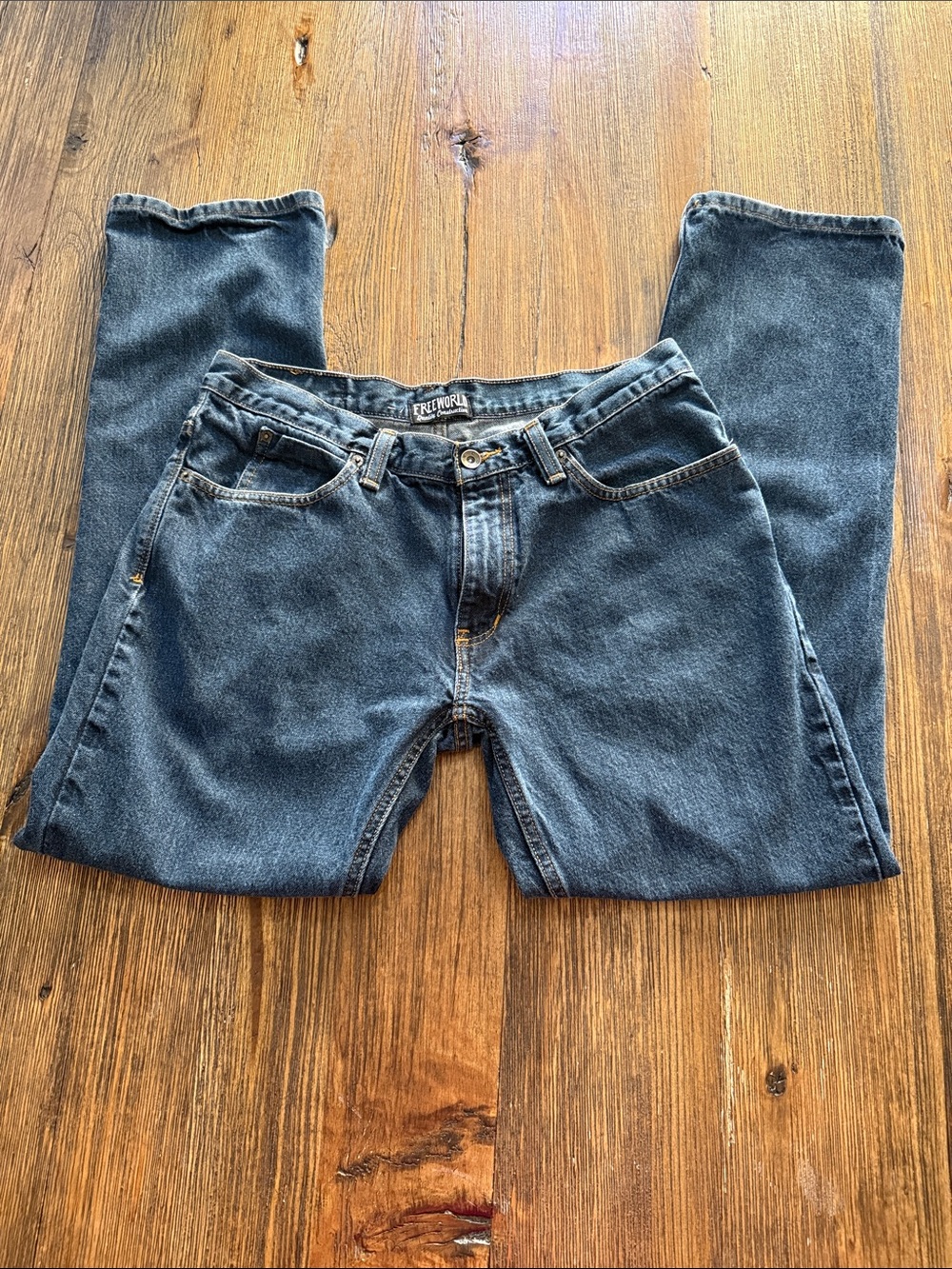 Straight-Leg Men's Jeans in Dark Indigo — Free World Night Train